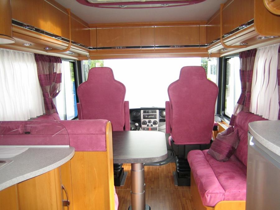 Интерьер PhoeniX MaXi-Liner 9000 MBSG 2011 года  (фото 2 из 3)